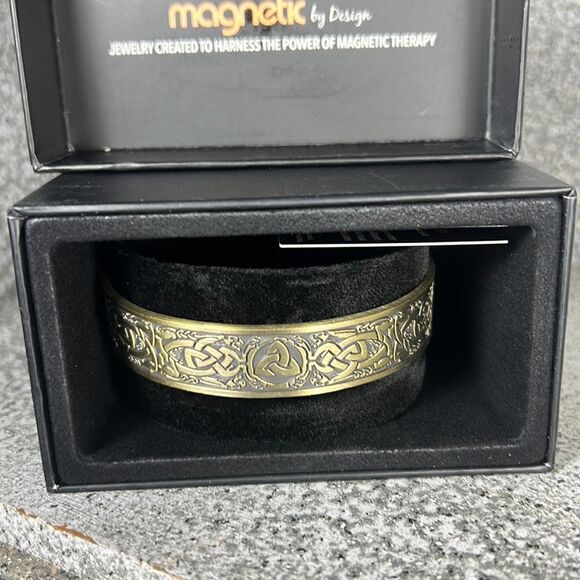 Magnetic by Design Antique Style Celtic Knot Cuff Bracelet in Goldtone 7 Inch - Picture 4 of 6